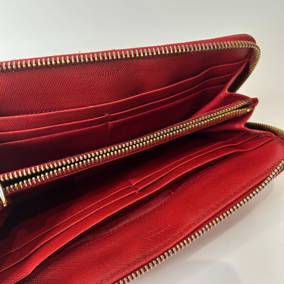 【9.26】 Preowned Prada wallet - Picture 7 of 16